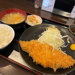 とんかつ とん吉 - 