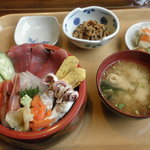 Misato - 海鮮丼