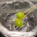 ブラッセリー トモ - アミューズ　銀杏のからすみのせ