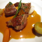 ブラッセリー トモ - メイン料理　鴨のロースト　オレンジソース