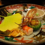 温味 - 八寸 クラゲの胡麻ソース 鮑の肝ソース 車海老クリームチーズ 黒豆など