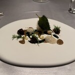 ASAHINA Gastronome - エスカルゴ＆グルヌイユ 新牛蒡のクーリとブラウンマッシュルームのカプチーノ ソースポルトブラン