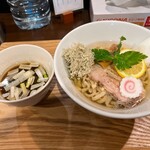 ライフイズビューティフル らぁ麺アンドカフェバー - 