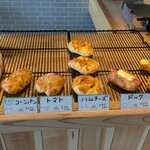 SUN BAKERY - 店内