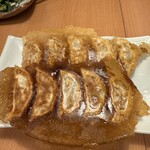食べ放題 餃子や - 餃子２種類　シソ豚肉とホタテ入り