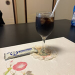 杏花亭 - アイスコーヒーと、カルシウムウェファース(笑)