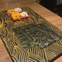 焼肉 うしみつ 恵比寿本店 - 厳選和牛の雲丹・蟹ユッケドッグ