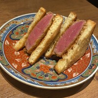 焼肉 うしみつ 恵比寿本店 - 厳選ヒレ肉のブリオッシュカツサンド 〜自家製ソース~