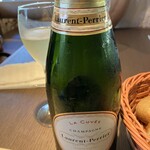 MAKIBI - シャンパンも良心価格　17000円