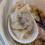 Ramen FeeL - ワンタンのクオリティも高い。