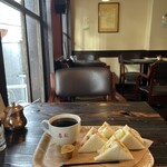 珈琲 春秋 Kobe - 