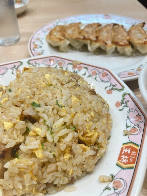 Gyoza no Osho Shinbashi Ekimae Ten photo 4