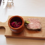 フチテイ ア ヴ - 前菜・高原コーチン鶏レバと豚のパテ