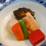 魚勝 - 炊き合せ
