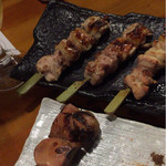 Haruma chidou - 地鶏三種、会津、川俣、伊達の串
                        白モツ焼きはうま〜い