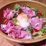 PISOLA - ローストビーフサラダ