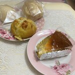 レ・カドゥ・サンセ - 奥の箱を開けると…チーズケーキの登場です！