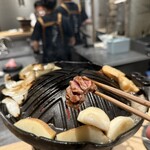 金山成吉思汗 - 