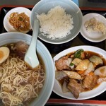 いち福 - 料理写真:ラーメンとミニ酢豚