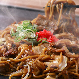 モチモチ食感がやみつき！コシも抜群の特注麺「焼そば」