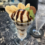 深夜パフェ専門店 パフェる｡ - 