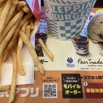 ロッテリア - 料理写真:ポテトとバニラシェーキ。