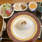 Naka Karuizawa Country Club Restaurant - 「国産牛のビーフカレー」全景