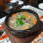 お食事処 木の下 - 上品な味の牛すじ煮込み