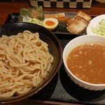 えび豚骨拉麺 春樹 - 濃厚魚介豚骨つけ麺（麺600g）＆九条葱