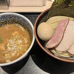 麺屋一燈 - 自分にご褒美　特製にしちゃいました