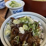 一徳 - どて丼500円
