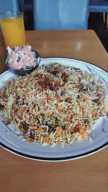 MADINA Halal Restaurant Toyota Ten