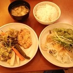山ぼうし - 前菜（バイキング）とサラダ