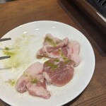 ホルモン双葉 - 首カシラ