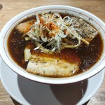 R+ 隠れ家すぎるラーメン屋 - 