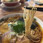 自家製麺 うろた - コシのあるモチっとストレート麺
