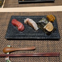 八重洲 鮨 海味 - 