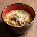 牛スジ煮込みうどん