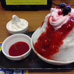 ガスト - 純氷かき氷 ミニいちごみるく＋ミニソフト