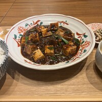 中国菜厨 エスサワダ 新丸ビル店 - 