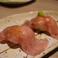 近江うし 焼肉 にくTATSU 青山本店 - 