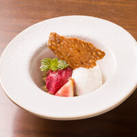 季節のアイス・ソルベ盛り合わせ