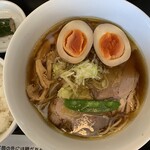 麺処 にしむら - まるでにっこり笑顔を表現したような１杯でおま