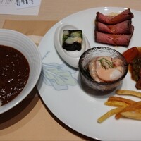 ライブキッチン COOKA - 欧風カレーは結構からいです