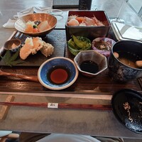 羽根澤屋別邸 日本料理 満うら - こんな感じ