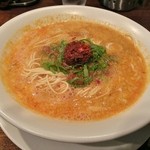 麻辣担々麺 850円