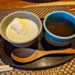 中国家庭料理 桃 - タピオカ入りココナッツミルク＆プーアル茶