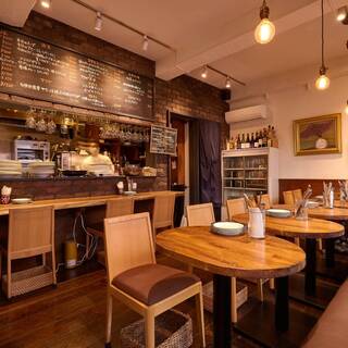 三軒茶屋駅近くの隠れ家的ビストロ「ヨーロッパ食堂」