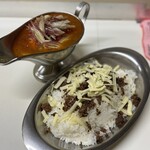 かれーの店 うどん  - プレミアム
      
      ご飯大盛り
      
      チーズ
      
      スパイシーひき肉
      
      焼トマト