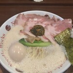 大分ラーメン ヌードルワークス - 料理写真: